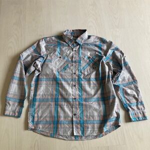 Under Armour Long sleeve Fishing Shirt  24 x 29